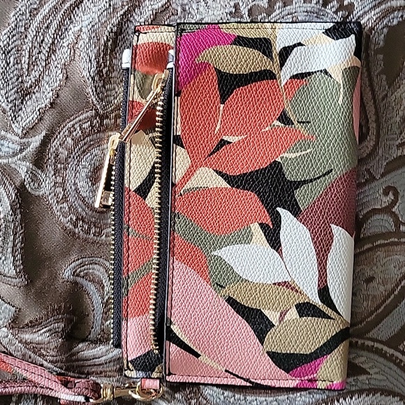 Womens clutch - Picture 2 of 4